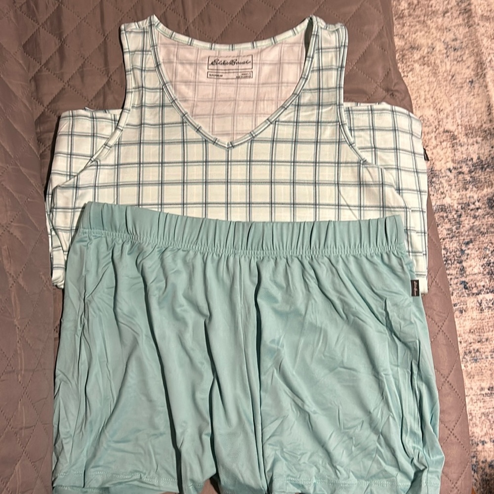 Eddie Bauer  -  2 piece sleep set